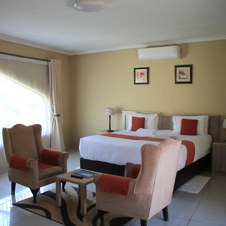 Bridgeville Guest House Γκαμπορόνε Εξωτερικό φωτογραφία