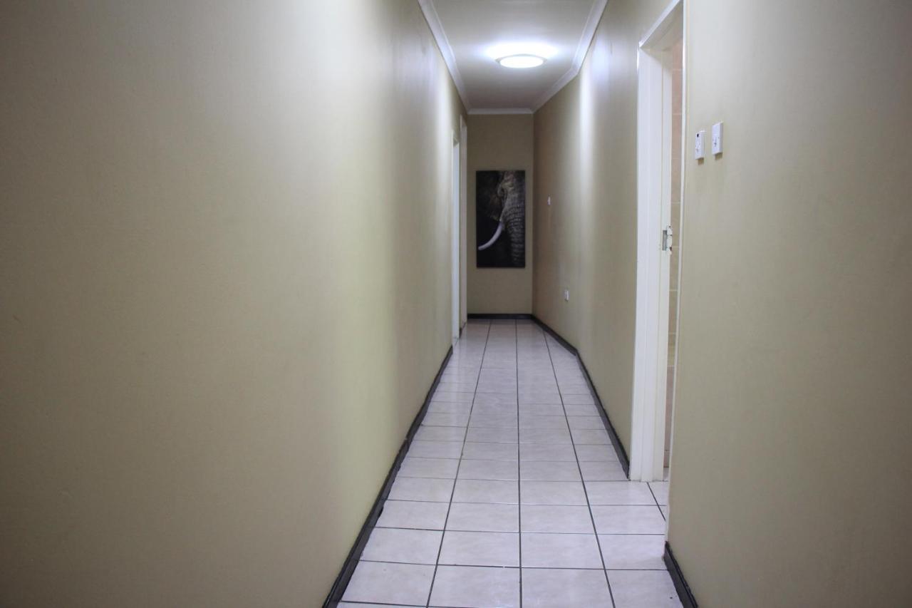 Bridgeville Guest House Γκαμπορόνε Εξωτερικό φωτογραφία