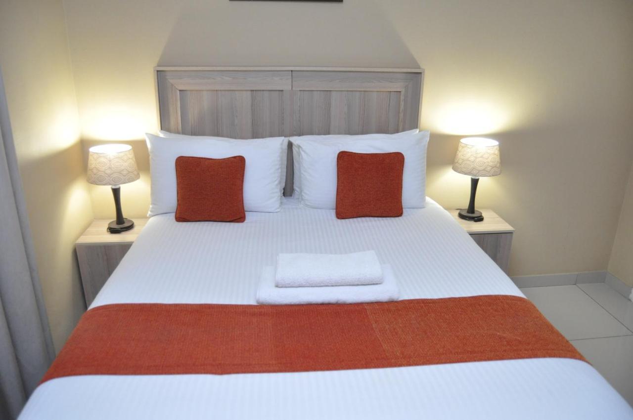 Bridgeville Guest House Γκαμπορόνε Εξωτερικό φωτογραφία