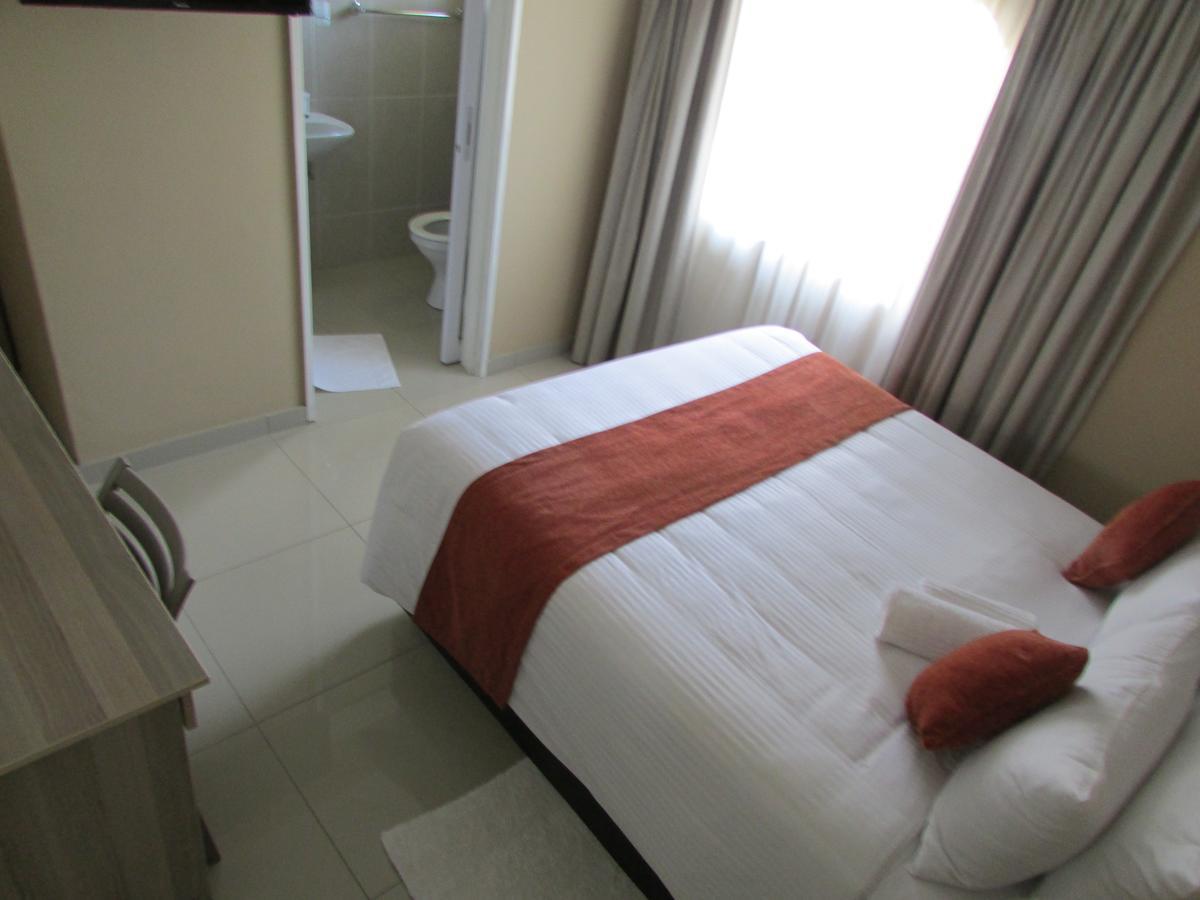 Bridgeville Guest House Γκαμπορόνε Εξωτερικό φωτογραφία