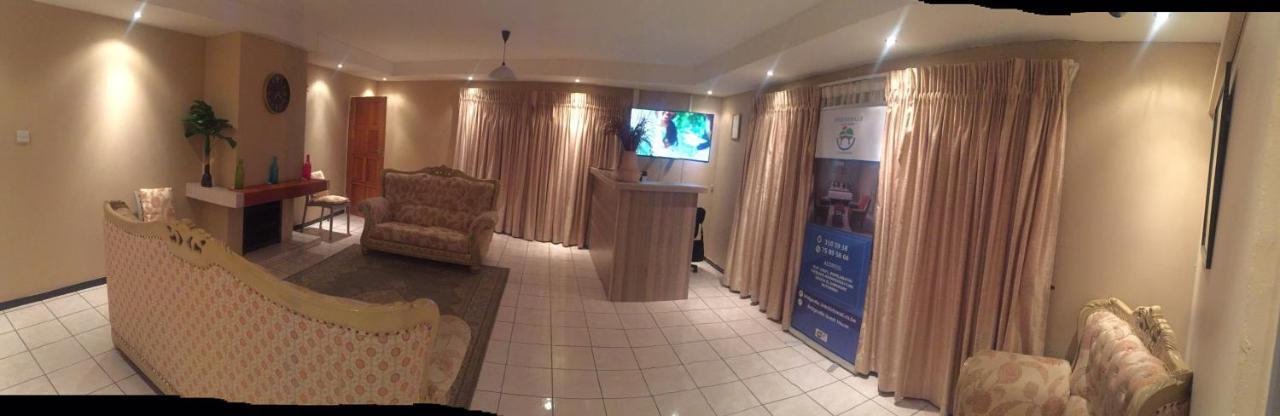 Bridgeville Guest House Γκαμπορόνε Εξωτερικό φωτογραφία