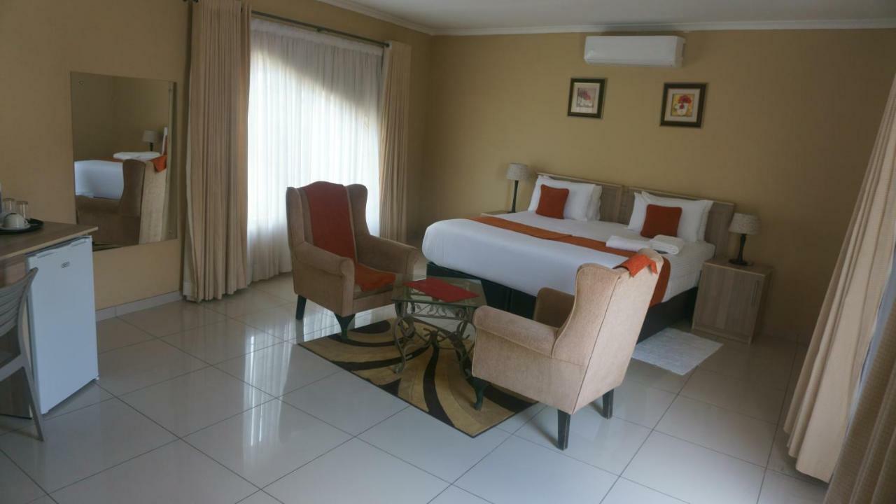 Bridgeville Guest House Γκαμπορόνε Εξωτερικό φωτογραφία