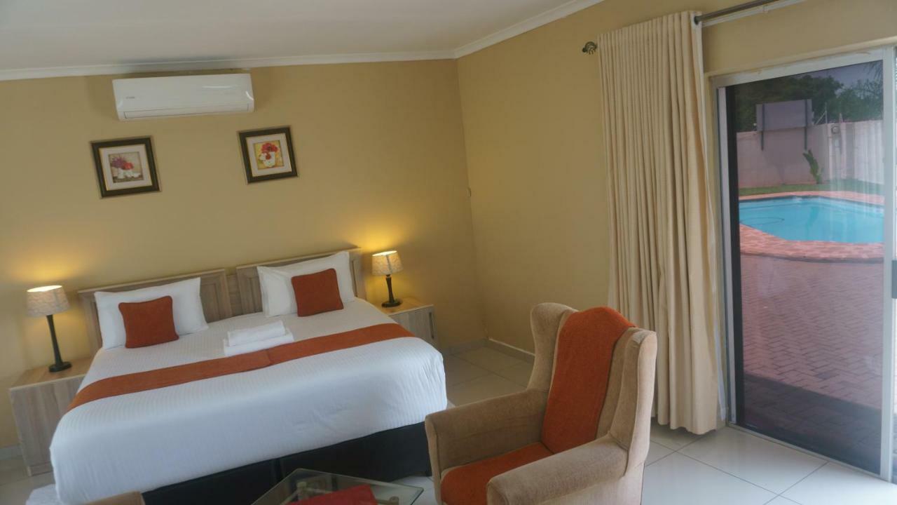 Bridgeville Guest House Γκαμπορόνε Εξωτερικό φωτογραφία