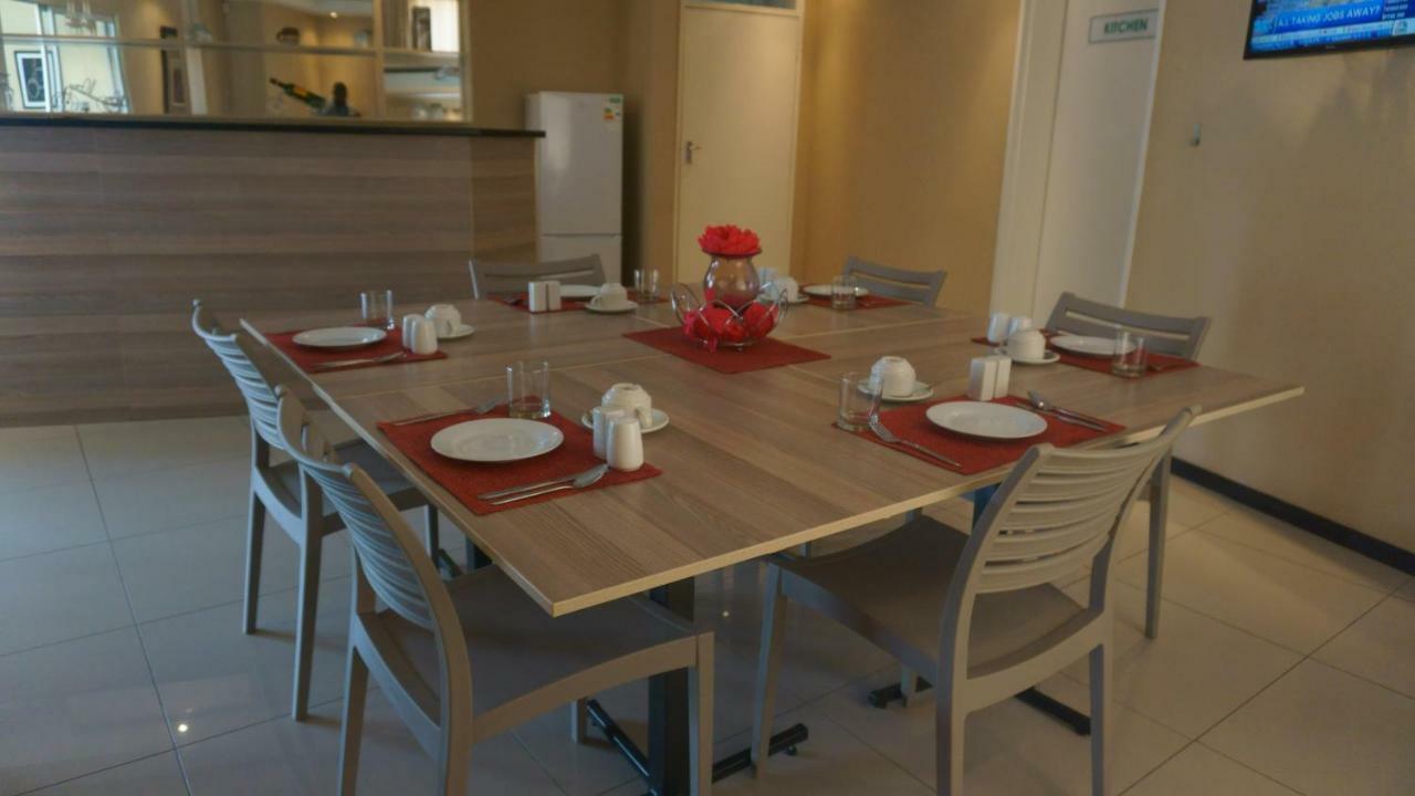 Bridgeville Guest House Γκαμπορόνε Εξωτερικό φωτογραφία