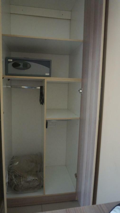 Bridgeville Guest House Γκαμπορόνε Εξωτερικό φωτογραφία
